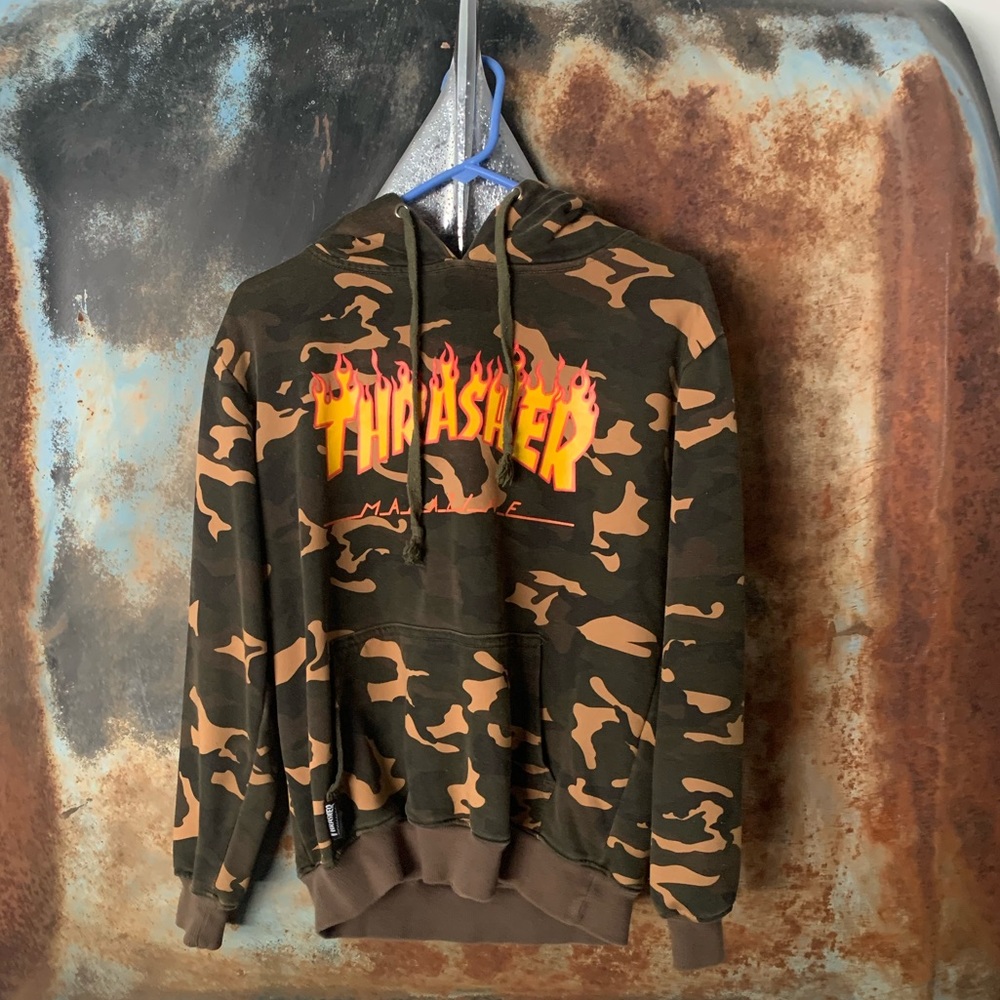 Camo thrasher hoodie